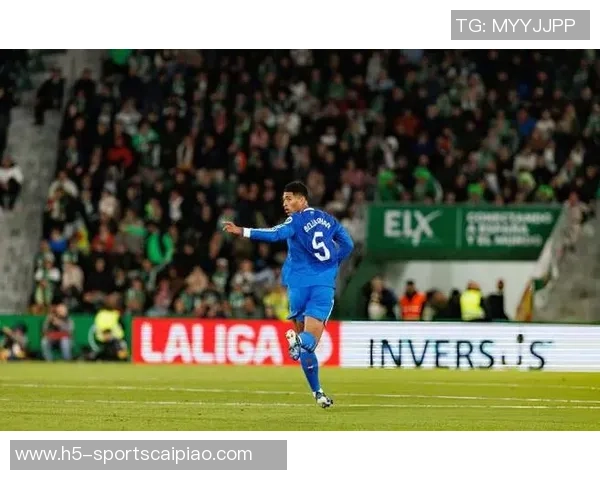 西甲明日重磅对决埃尔切迎战皇马裁判F埃尔南德斯执法全场